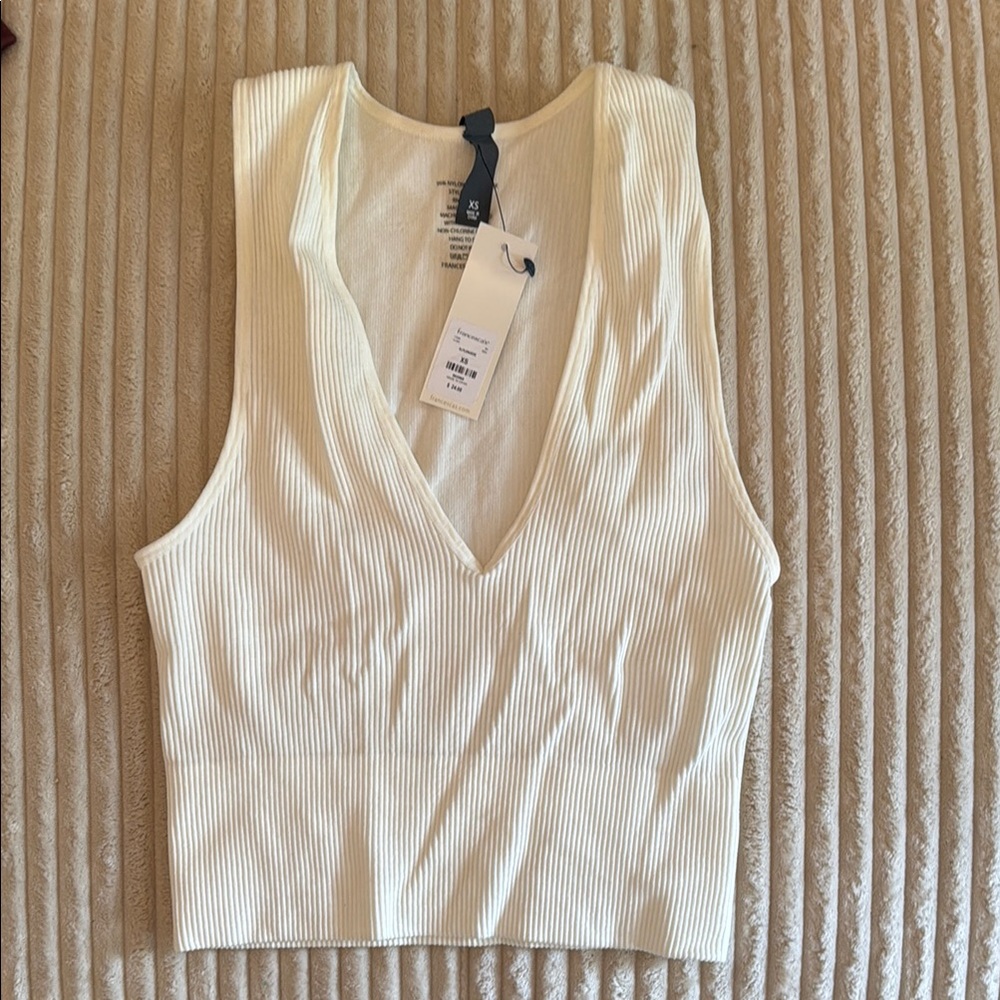 White Ribbed V-Neck Top